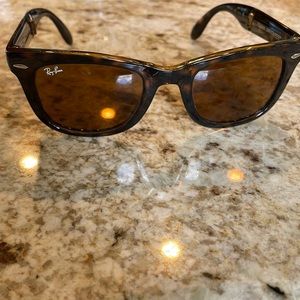 Rayban Wayfarer folding sunglasses